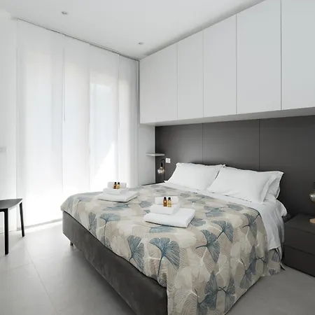 Sunbeam Terrace Bardolino